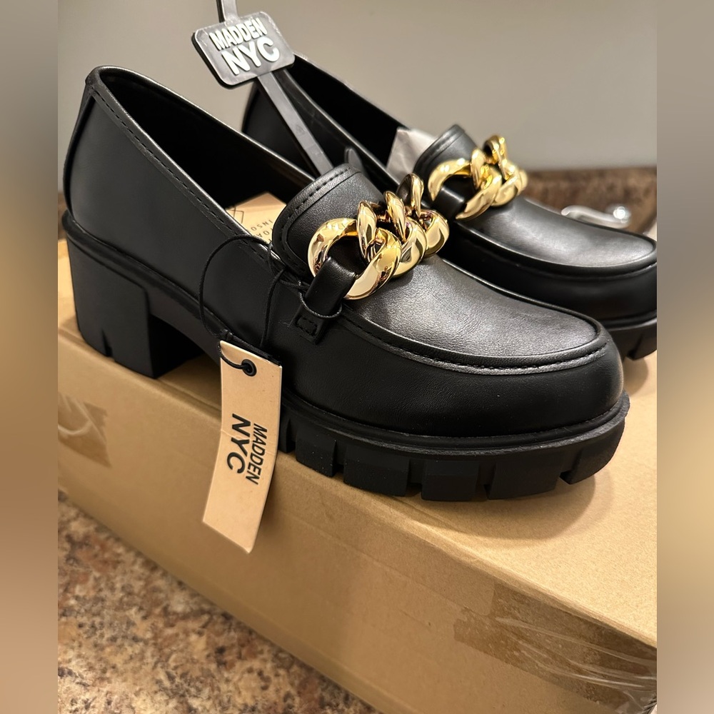 Women's Black Loafers with Gold Chain - Picture 5 of 8